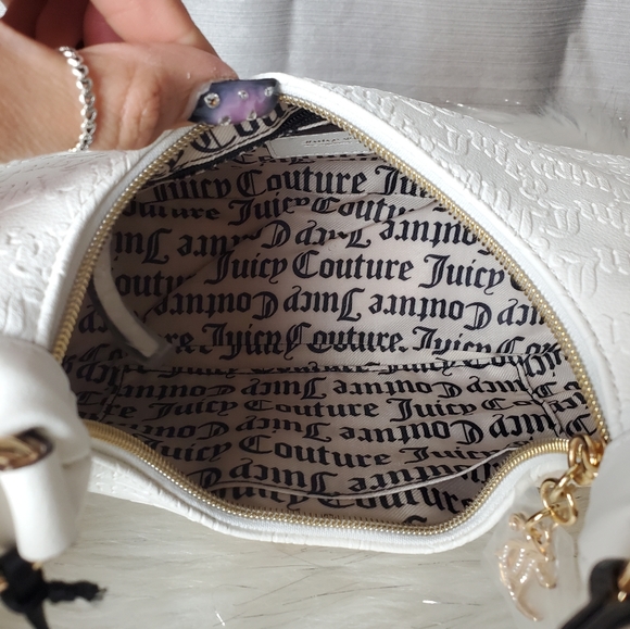 JUICY COUTURE white semi charmed coho crossbody bag - Picture 4 of 8